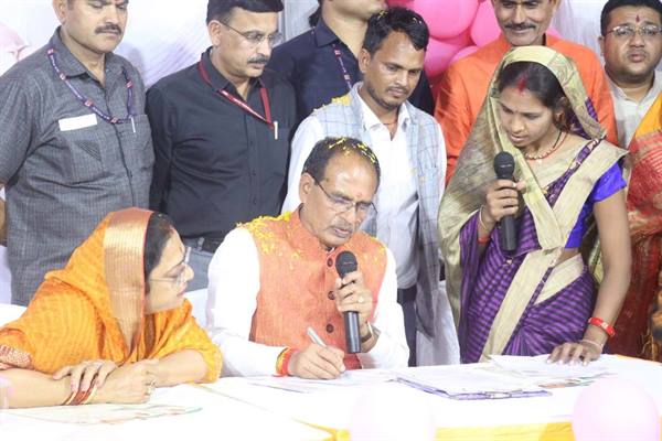 लाड़ली बहना योजना मेरे दिल से निकली योजना है : मुख्यमंत्री श्री चौहान